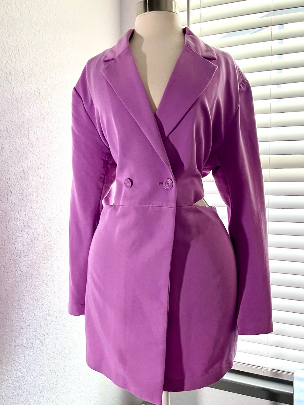 NWT H&M Stylish Purple Women's Blazer cutout dress.
